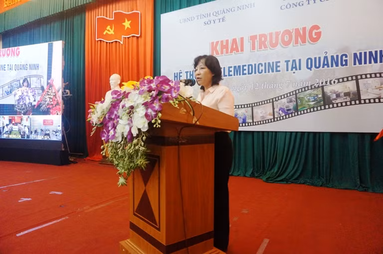 Quảng Ninh đầu tư phát triển mạng lưới y tế từ xa ảnh 1