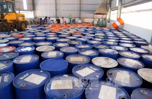 Lấy mẫu xác minh loại chất thải Formosa chuyển ra Phú Thọ ảnh 1