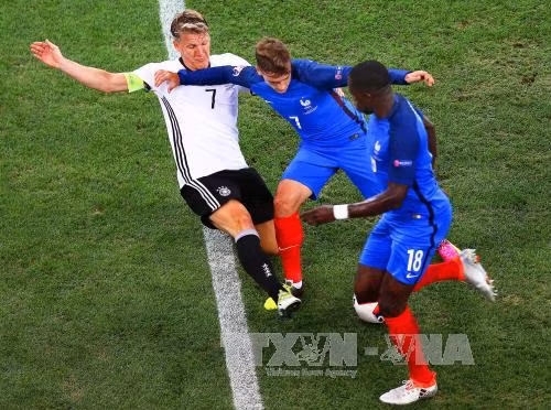 Tuyển Pháp bị tố sử dụng doping trận bán kết EURO ảnh 1