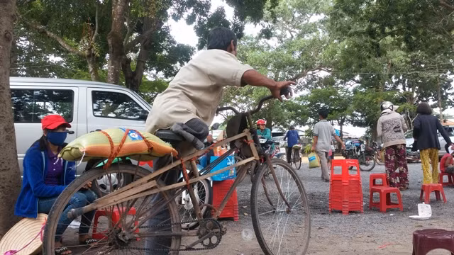 Trung thu đến với xóm Việt kiều “3 không” ảnh 6