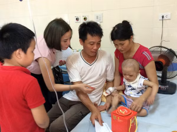 Valleysa tặng quà Trung thu cho trẻ em bệnh viện K Tân Triều ảnh 4