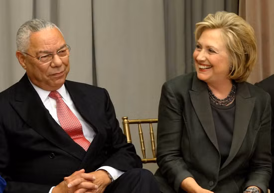 Cựu Ngoại trưởng Mỹ "chê" ông Trump và bà Clinton ảnh 1