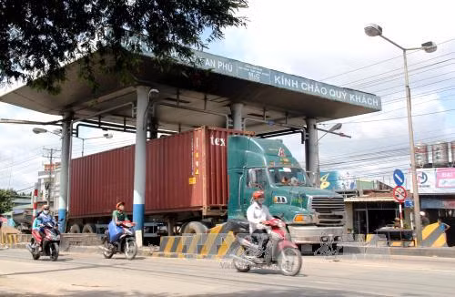 Xung quanh việc địa phương mua lại trạm thu phí BOT ảnh 1