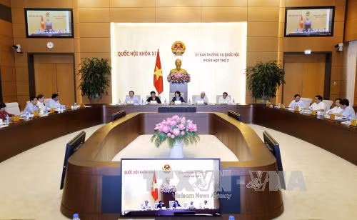 Phiên họp thứ Ba, Ủy ban Thường vụ Quốc hội khóa XIV ảnh 1