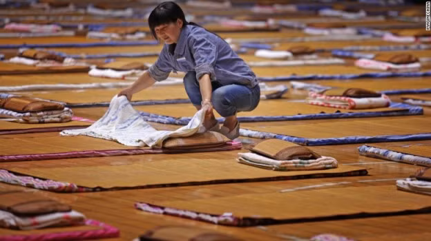 Trung Quốc dựng “lều tình yêu” trong trường đại học ảnh 6
