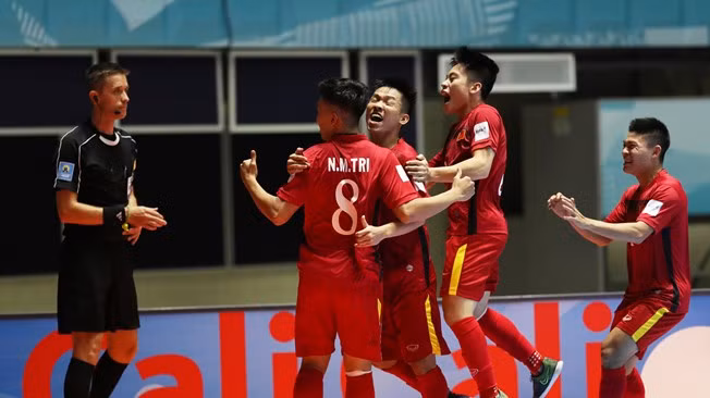 Chiến thắng lịch sử của Việt Nam ở VCK World Cup futsal ảnh 2