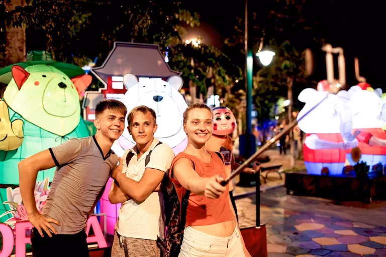 Lễ hội đèn lồng tại Asia Park: Bữa tiệc ánh sáng hoàn hảo ảnh 8