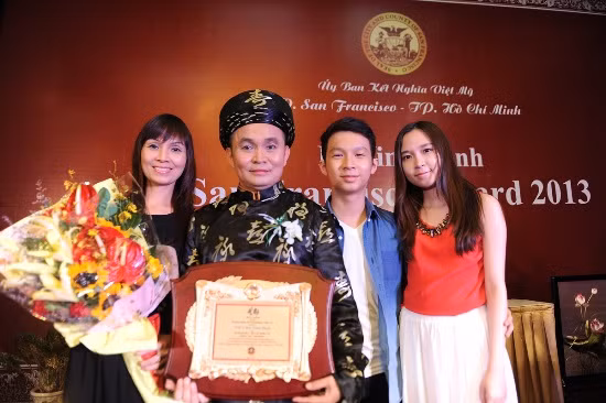 Xuân Hinh tâm đắc với show diễn để đời ảnh 2