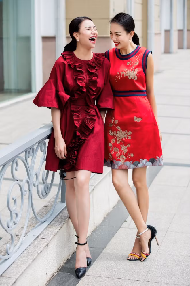 Trà Ngọc Hằng diện đầm Fendi mới nhất lấy cảm hứng từ đồ ngủ quý tộc ảnh 7