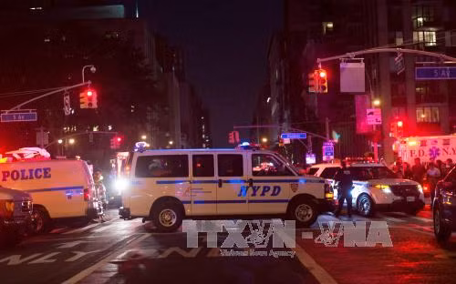 Phát hiện nồi áp suất kết nối điện thoại gần hiện trường nổ ở New York ảnh 2