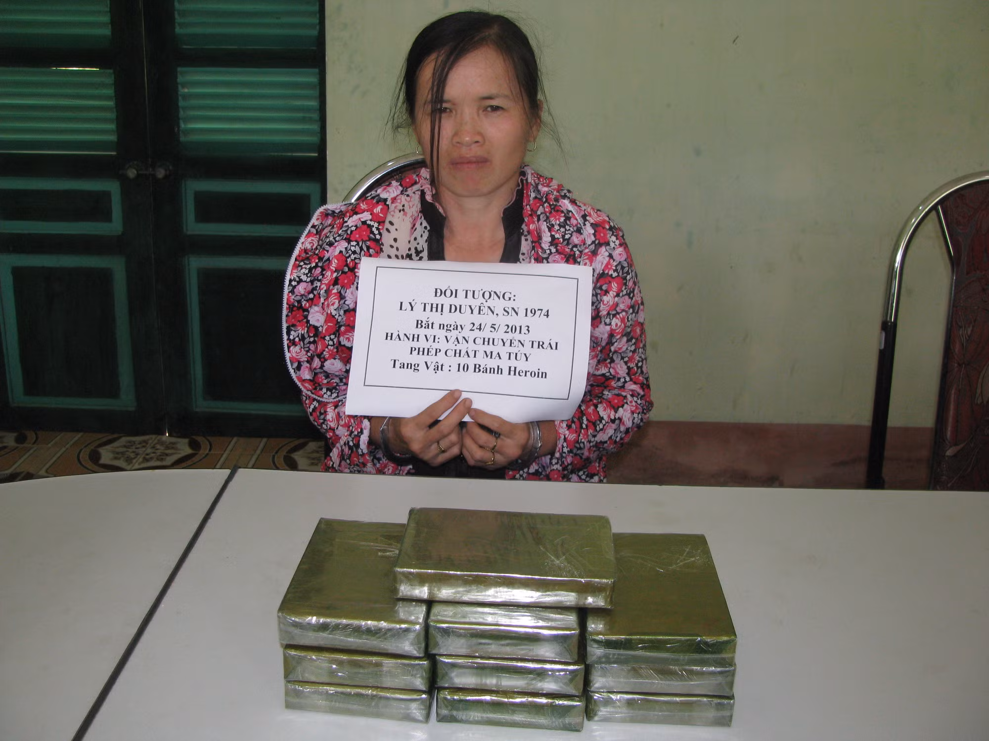 Án tử cho nữ quái vận chuyển 10 bánh heroin ảnh 1