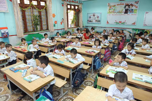 Không chấm điểm lớp 1 giúp học sinh cố gắng ảnh 1