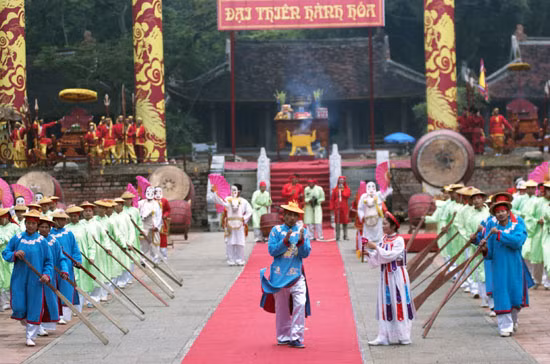 Hình ảnh trái ngược tại Lễ hội Lam kinh 2012 ảnh 4