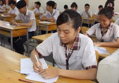 Môn thi tốt nghiệp THPT đầu tiên: Đề văn kích thích lòng yêu nước ảnh 2