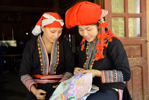 Về xã nông thôn mới Nậm Cang ảnh 1