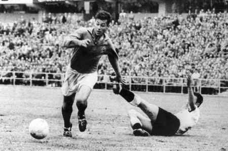 10 huyền thoại vĩ đại của World Cup ảnh 5