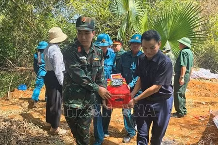 Đón các liệt sĩ trở về quê hương từ các nguồn tin quý giá