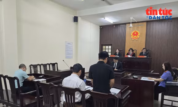 Công đoàn giám sát doanh nghiệp nợ bảo hiểm để bảo vệ người lao động
