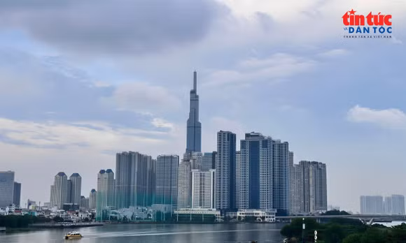 TP Hồ Chí Minh tìm động lực tăng trưởng từ hạ tầng. Ảnh: Hải Yên