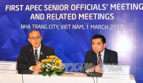 Tiến sỹ Alan Bollard: Việt Nam chuẩn bị kỹ lưỡng cho Năm APEC 2017 ảnh 1