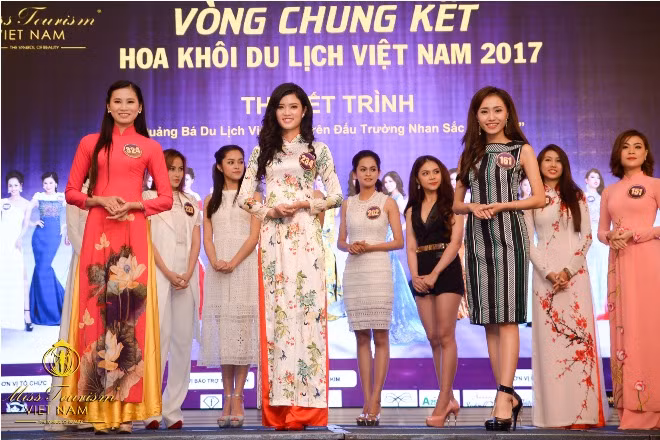 Thí sinh Hoa khôi du lịch Việt Nam 2017 tự tin thi thuyết trình ảnh 2