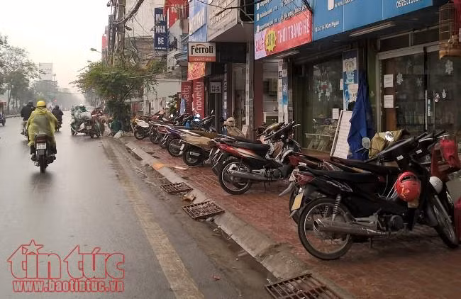 Các quận Hà Nội đồng loạt triển khai giải tỏa lấn chiếm vỉa hè ảnh 4