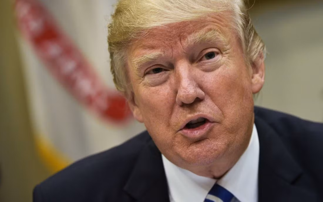 FBI có thực sự liên quan tới cáo buộc 'nghe lén' Tổng thống Trump? ảnh 1