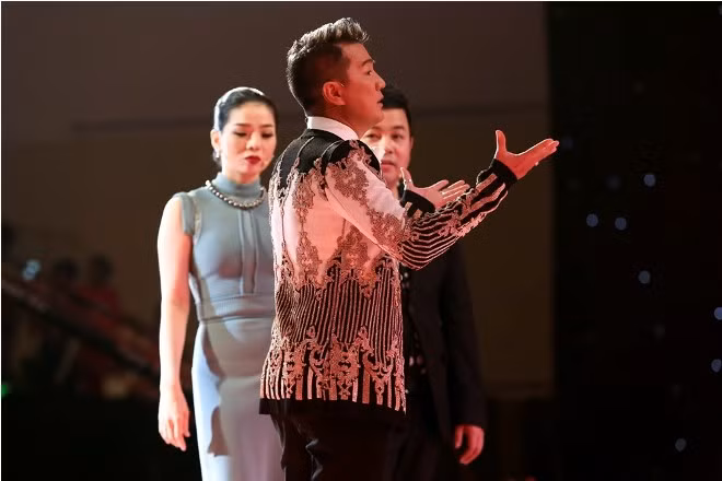 'Thần tượng Bolero': Cô gái xứ Huế khiến HLV Đàm Vĩnh Hưng lăn xả mời về đội ảnh 4