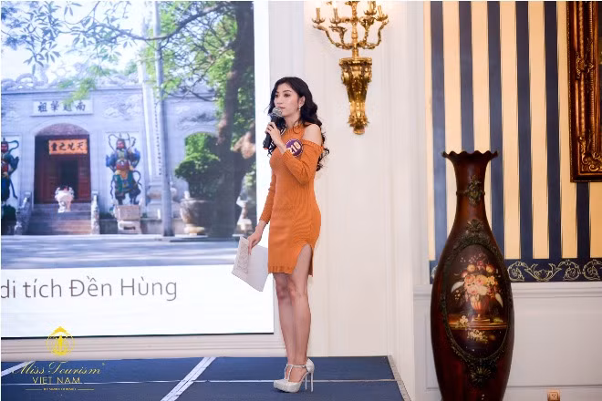 Thí sinh Hoa khôi du lịch Việt Nam 2017 tự tin thi thuyết trình ảnh 6
