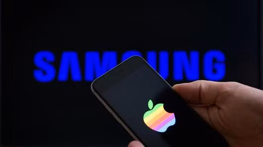 Bất ngờ với hàng loạt thay đổi phi truyền thống của iPhone 8 ảnh 1