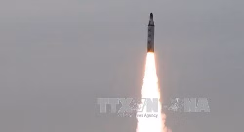 Mỹ xác nhận Triều Tiên vừa phóng tên lửa ảnh 1