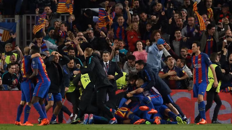 Bạn gái Messi 'hết hồn' vì bị fan bao vây ảnh 4