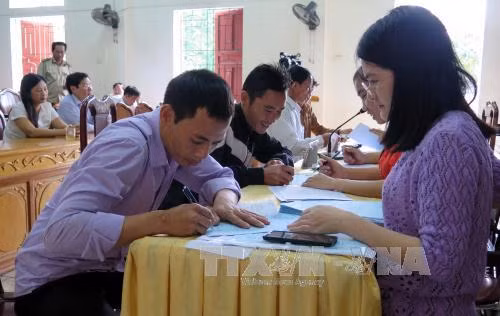 Thừa Thiên - Huế bồi thường đợt 2 cho người dân bị thiệt hại do sự cố môi trường biển ảnh 1