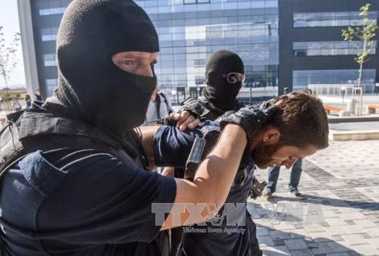 NATO cảnh báo Kosovo về việc thành lập quân đội ảnh 1