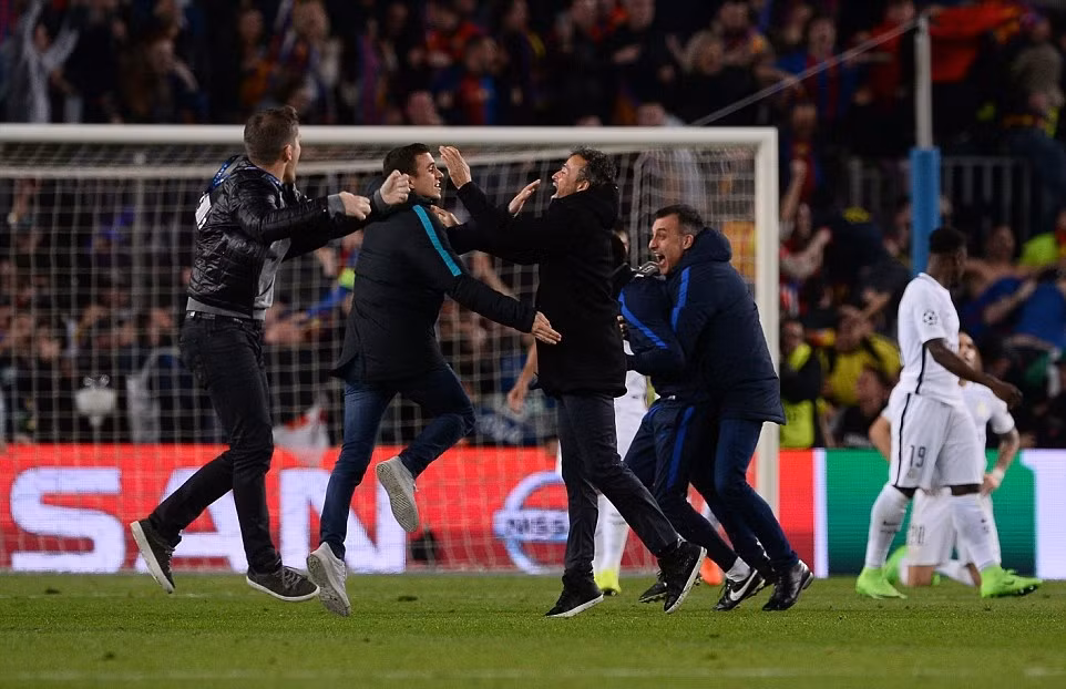 Barca làm điều 'điên rồ' ở Camp Nou ảnh 3