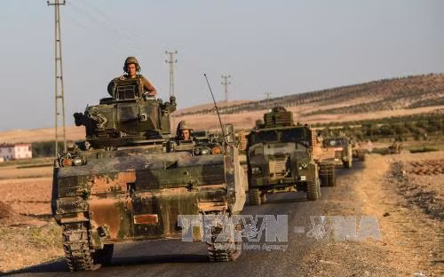 Thổ Nhĩ Kỳ điều 180 biệt kích 'Chó Sói' tới Syria ảnh 1