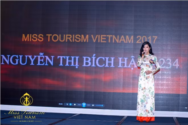 Thí sinh Hoa khôi du lịch Việt Nam 2017 tự tin thi thuyết trình ảnh 11