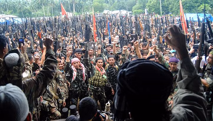 Giao tranh ác liệt giữa quân đội Philippines và phiến quân ảnh 1