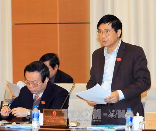 Ủy ban thường vụ Quốc hội cho ý kiến về Luật tố tụng hành chính ảnh 1