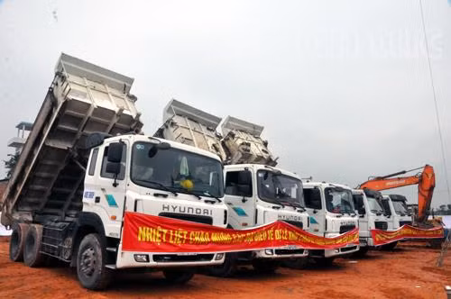 Khởi công dự án Đường dẫn cầu Bắc Luân II ảnh 2