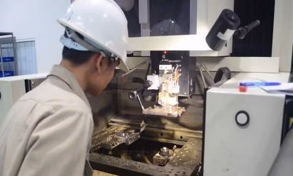 Bài toán nguồn nhân lực cho ngành chế tạo khuôn mẫu