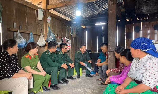Giữ bình yên từ mỗi mái nhà nơi biên giới Tùng Vài