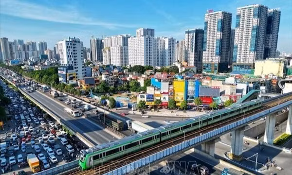 Sức bật kinh tế trên hành trình kiến tạo Hà Nội hiện đại
