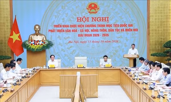 Thủ tướng chủ trì Hội nghị triển khai Chương trình mục tiêu quốc gia phát triển văn hóa - xã hội, nông thôn, dân tộc miền núi