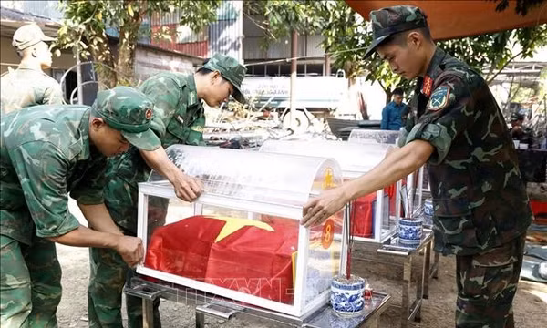 Điện Biên cất bốc, quy tập thêm 10 hài cốt liệt sĩ