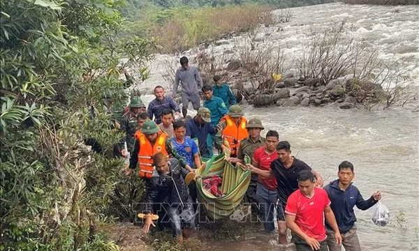 Quảng Trị: Tìm thấy thi thể người phụ nữ bị nước lũ cuốn trôi