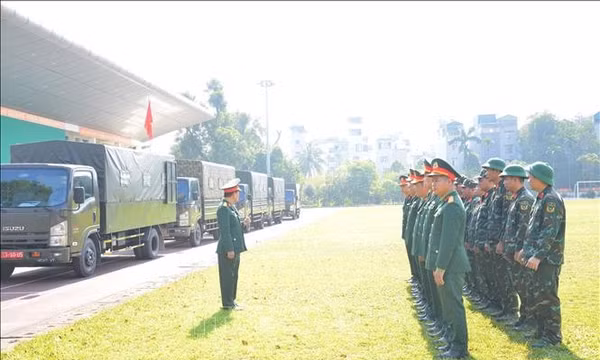 Kỷ niệm 80 năm Ngày truyền thống LLVT Thủ đô: Bồi đắp lòng yêu nước, niềm tự hào Tổ quốc