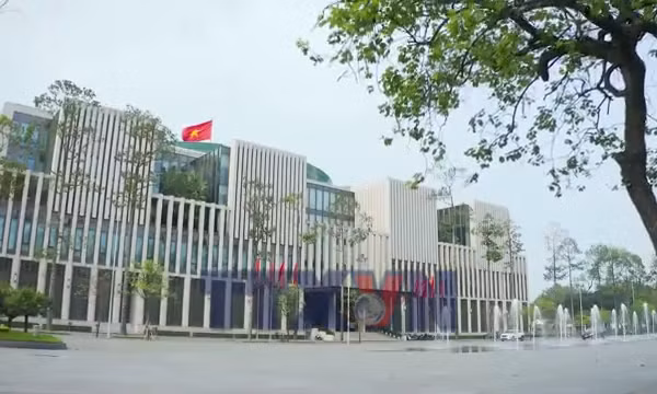 Hoàn thiện thể chế, nâng cao hiệu quả thi hành pháp luật