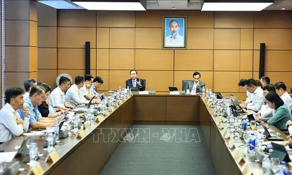 Tạo đột phá tăng trưởng năm 2027, lấy kết quả thực hiện làm thước đo