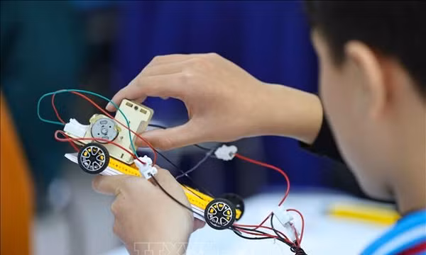 Lan tỏa STEM, kiến tạo nguồn nhân lực công nghệ tương lai